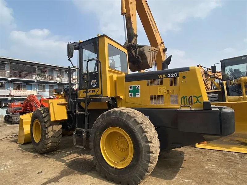 RABLJEN nakladalec na kolesih KOMATSU WA320-3